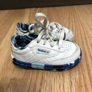 Reebok Kids Camoflauge Sneakers Sz 3 Baby White